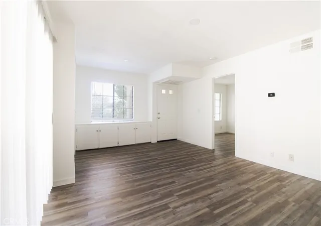 2nd image of 2554 Olive Dr #96, Palmdale, CA 93550 | MLS# SR26131200
