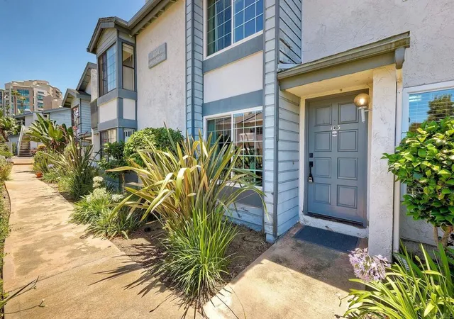 1st image of 4024 Crystal Dawn Ln #103, San Diego, CA 92122 | MLS# NDP2605875
