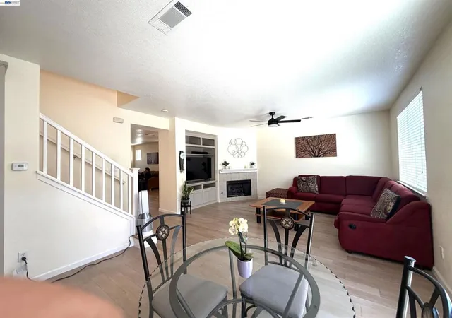 Photo 3 of Single family home for sale at 1116 Cunningham St, Vallejo, CA 94590 | MLS# 41138812 | Listing updated on 2026-09-09