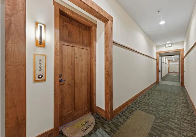 4th image of 2881 Meridian Ave #323, San Jose, CA 95124 | MLS# ML82050144