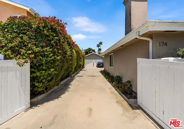 Homes for sale in Costa Mesa, CA | 174 Flower St, Costa Mesa, CA 92627 | MLS# 26849491