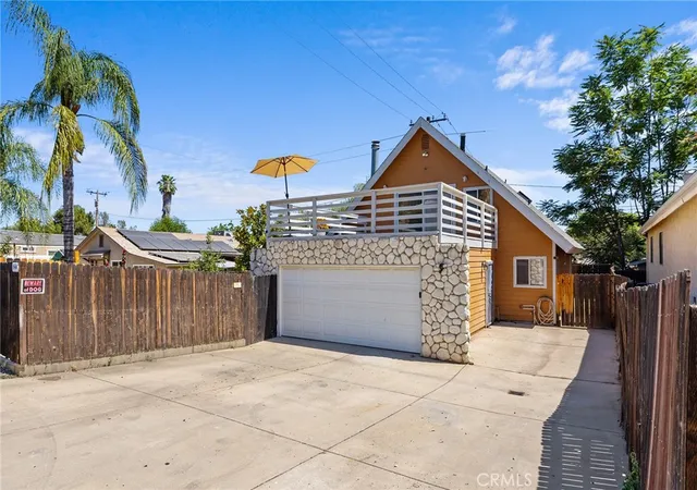 Photo 2 of Single family home for sale at 17640 Brightman, Lake Elsinore, CA 92530 | MLS# SW26132959 | Listing updated on 2026-09-25