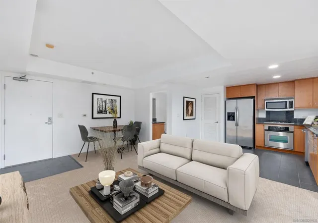 3rd image of 875 G St #707, San Diego, CA 92101 | MLS# 260014778SD