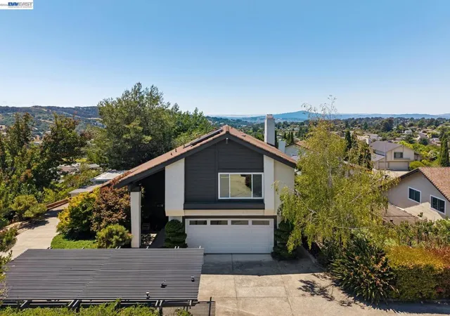 2nd image of 4618 Setting Sun Dr, El Sobrante, CA 94803 | MLS# 41138830