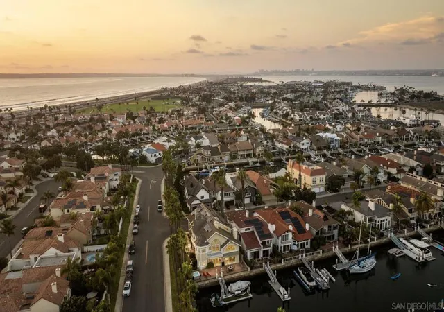 31st image of 35 Buccaneer Way, Coronado, CA 92118 | MLS# 260014809SD
