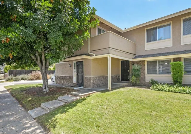 2nd image of 955 Amistad Pl #C, El Cajon, CA 92019 | MLS# 260014808SD