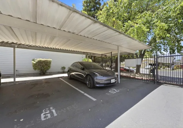 2nd image of 7283 Florin Mall, Sacramento, CA 95823