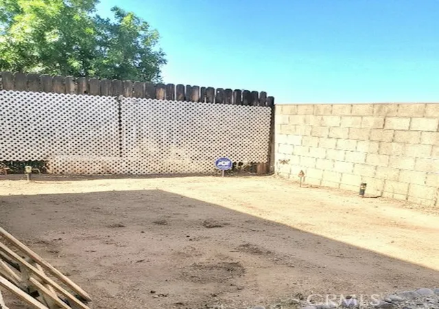 4th image of 21621 Sandia Rd #144, Apple Valley, CA 92308 | MLS# HD26133440