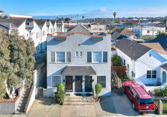 Homes for sale in San Pedro, CA | 629 W 8th W, San Pedro, CA 90731 | MLS# PW26132952