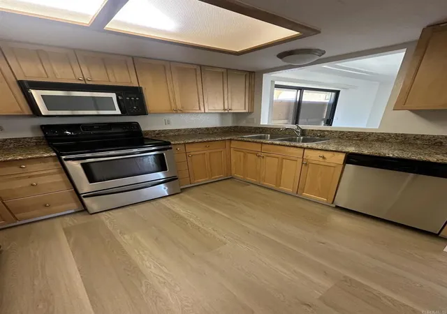 Photo 3 of Townhouse for sale at 569 S Mollison #G, El Cajon, CA 92020 | MLS# PTP2604691 | Listing updated on 2026-09-04