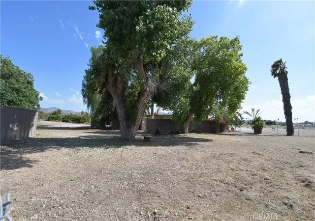3rd image of 43763 State Hwy 74, Hemet, CA 92544 | MLS# SW26133179
