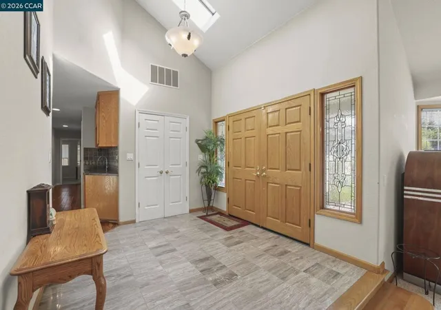 Photo 3 of Single family home for sale at 4321 Gold Run Dr, Oakley, CA 94561 | MLS# 41138845 | Listing updated on 2026-10-07