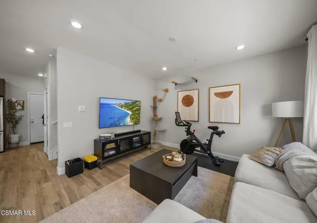 Photo 3 of Condo for sale at 2556 Little Rock Ln, Simi Valley, CA 93065 | MLS# 226002872 | Listing updated on 2026-09-01
