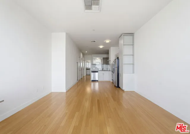 4th image of 3810 Wilshire Blvd #1609, Los Angeles, CA 90010 | MLS# 26849569