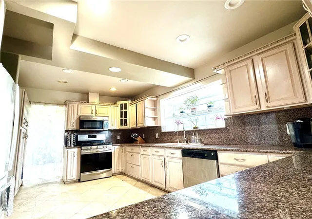 Photo 3 of Single family home for sale at 1539 N Roosevelt, Pasadena, CA 91104 | MLS# WS26132793 | Listing updated on 2026-06-19