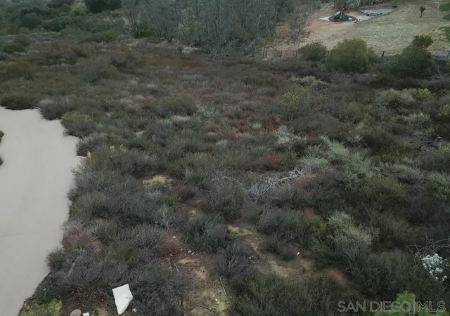 4th image of 89 Yacoo Ct, Jamul, CA 91935 | MLS# 260014863SD