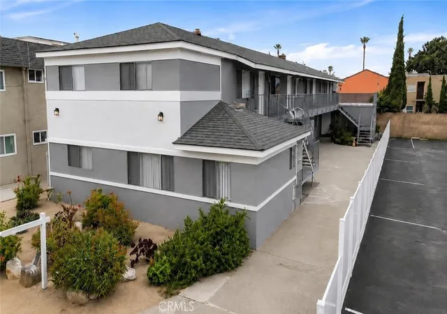 Photo 2 of Multi family home for sale at 2311 Vanderbilt Ln, Redondo Beach, CA 90278 | MLS# SB26133495 | Listing updated on 2026-09-06