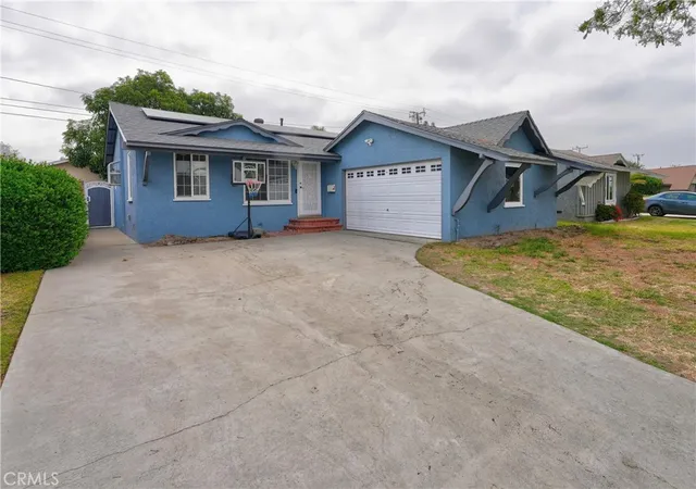 Homes for sale in Lakewood, CA | 20734 Hawaiian, Lakewood, CA 90715 | MLS# IG26133551