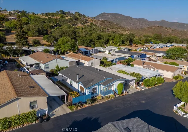 4th image of 3909 Reche Rd #82, Fallbrook, CA 92028 | MLS# SW26132578