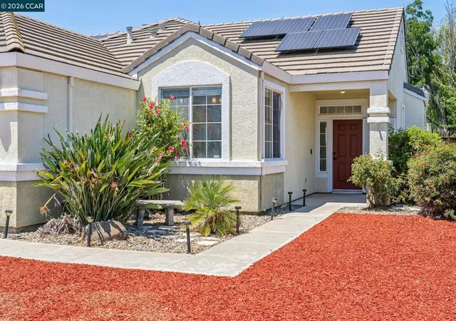 2nd image of 1336 Steinbeck Dr, Pittsburg, CA 94565 | MLS# 41138868