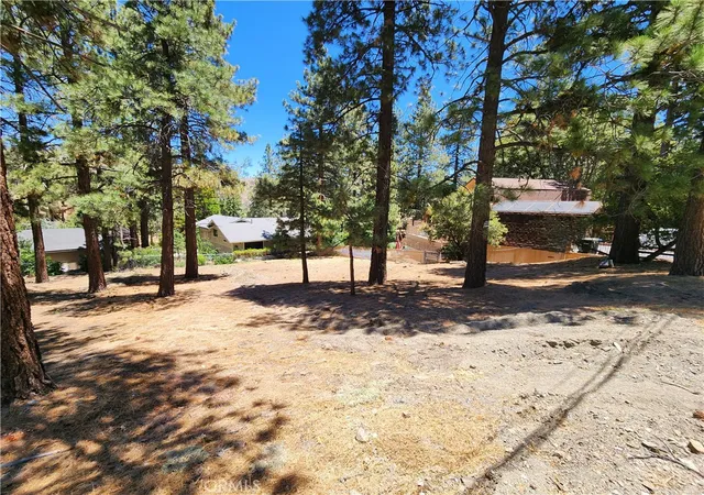 3rd image of 0 Wrightwood Dr, Wrightwood, CA 92397 | MLS# HD26133589