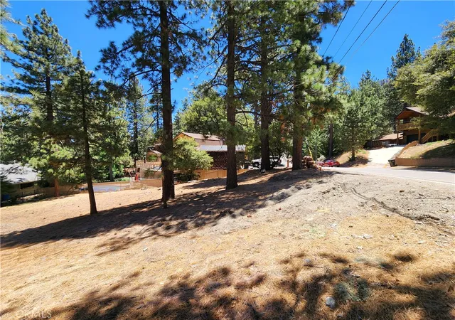 4th image of 0 Wrightwood Dr, Wrightwood, CA 92397 | MLS# HD26133589