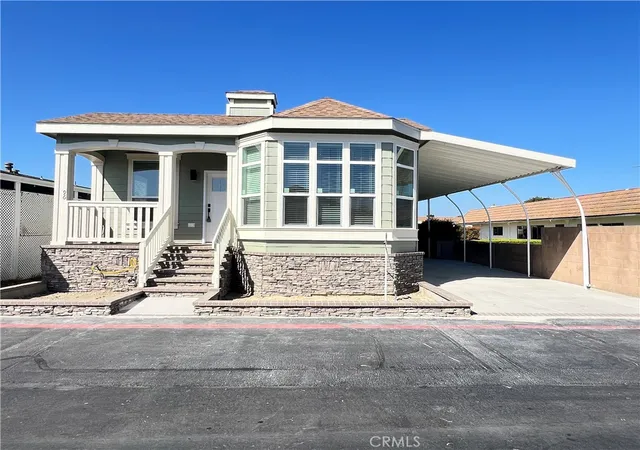 Photo 3 of Manufactured home for sale at 211 S Beach Blvd #96, Anaheim, CA 92804 | MLS# PW26133624 | Listing updated on 2026-10-10