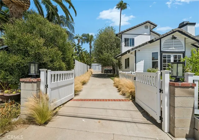 Homes for sale in Newport Beach, CA | 3214 Broad St, Newport Beach, CA 92663 | MLS# NP26126749