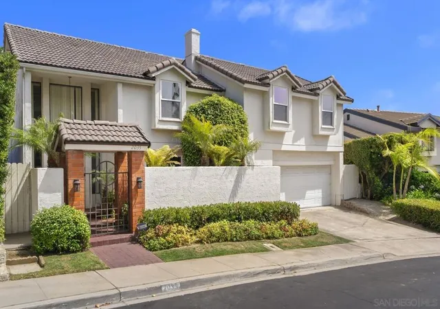 Photo 2 of Sale Pending at 2035 Caminito El Canario, La Jolla, CA 92037 | MLS# 260014880SD | Listing updated on 2026-10-08