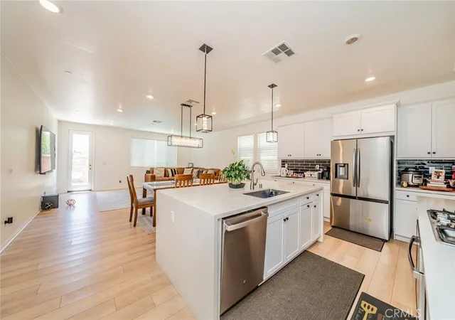 3rd image of 16737 Petrus, Fontana, CA 92336 | MLS# IG26130131