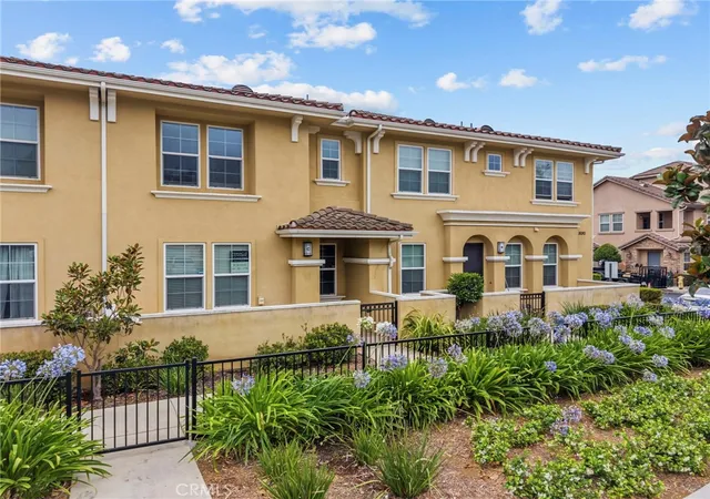 Homes for sale in Simi Valley, CA | 1690 Heywood #C, Simi Valley, CA 93065 | MLS# SR26133731