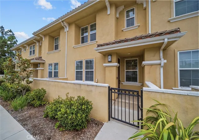 Homes for sale in Simi Valley, CA | 1690 Heywood #C, Simi Valley, CA 93065 | MLS# SR26133731
