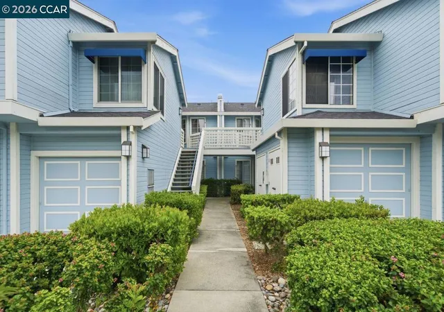 Photo 2 of Condo for sale at 801 Timbercove St #4, Vallejo, CA 94591 | MLS# 41138892 | Listing updated on 2026-09-28