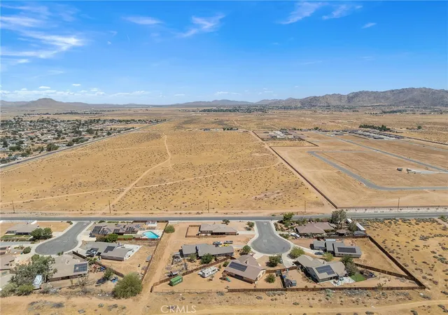 29th image of 14478 Amador Ct, Apple Valley, CA 92307 | MLS# HD26132499