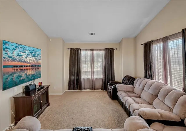 5th image of 14478 Amador Ct, Apple Valley, CA 92307 | MLS# HD26132499