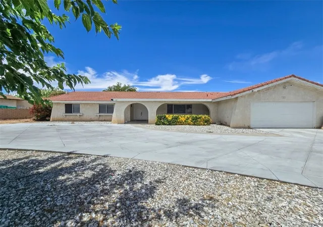 3rd image of 17314 Aspen St, Hesperia, CA 92345 | MLS# CV26133852