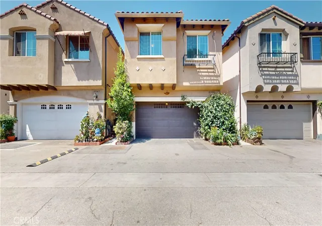 2nd image of 10351 Diamond, Pacoima, CA 91331 | MLS# SR26133851