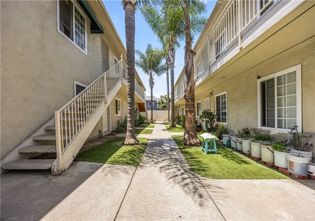 Photo 2 of Condo for sale at 2217 Burroughs St #5, San Diego, CA 92111 | MLS# SW26133737 | Listing updated on 2026-06-21