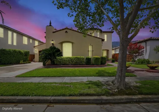 2nd image of 1959 Saint Andrews Cir, Gilroy, CA 95020 | MLS# ML82051573