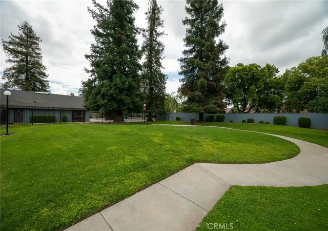 24th image of 581 Lincoln Ave Unit B, Modesto, CA 95354 | MLS# MC26092232