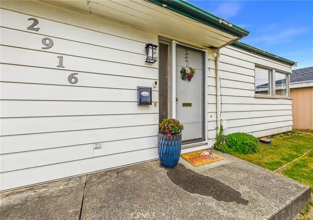 5th image of 2916 Lowell, Eureka, CA 95501 | MLS# IG26133930