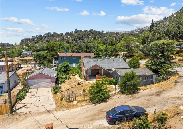 Homes for sale in Frazier Park, CA | 343 San Miguel, Frazier Park, CA 93225 | MLS# AR26133428