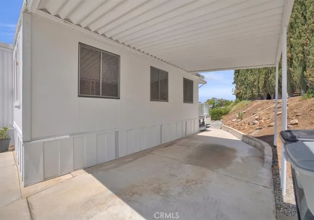 41st image of 22780 Skylink Dr, Canyon Lake, CA 92587 | MLS# SW26133949