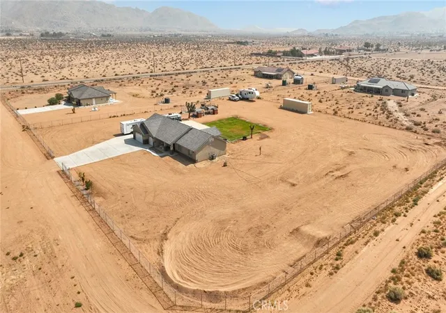 44th image of 14825 Pela Rd, Apple Valley, CA 92307 | MLS# HD26133960