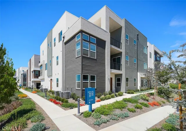 Photo 2 of Condo for sale at 523 Mulligan, Irvine, CA 92618 | MLS# OC26130625 | Listing updated on 2026-07-08