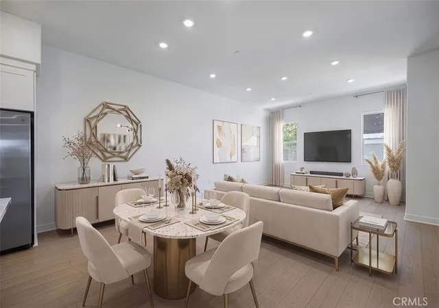 Listing Photo 4 - Condo for sale in building located at 523 Mulligan, Irvine, CA 92618
