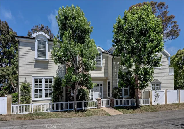 Homes for sale in Manhattan Beach, CA | 3008 Agnes, Manhattan Beach, CA 90266 | MLS# SB26133753
