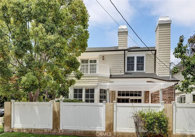 Homes for sale in Manhattan Beach, CA | 3008 Agnes, Manhattan Beach, CA 90266 | MLS# SB26133753