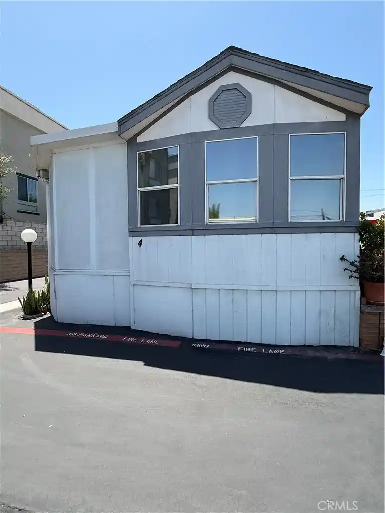 Manufactured home for sale at 1660 Whittier Ave #4, Costa Mesa, CA 92627 | MLS# OC26113776
