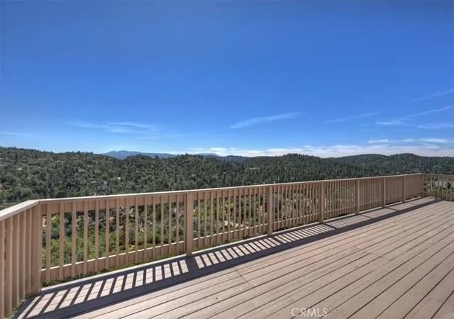 Photo 4 of Single family home for sale at 1015 Marin, Lake Arrowhead, CA 92352 | MLS# IG26134051 | Listing updated on 2026-06-25